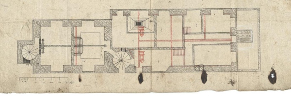 6) Hans Müller, Badehaus zu Ems, Grundriss, verschiedene Liniensysteme visualisieren Bestand, Umbau und den Meridian als Messpunkt, 1580 (Ausschnitt)